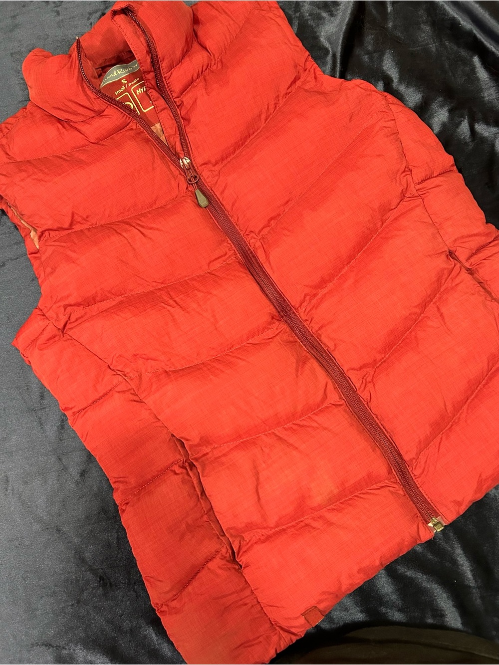 Red wind river vest